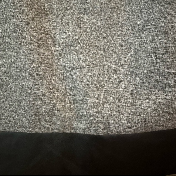 Marc New York Andrew Marc grey tweed skirt black faux leather trim size 10 - Picture 4 of 5